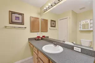 17972 SE 84th Abercorn Ct, The Villages, FL 32162 - Photo 20