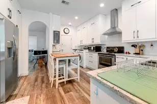 1901 Park Forest Blvd, Mount Dora, FL 32757 - Photo 10