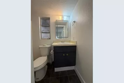 306 N Iona Avenue, Fruitland Park, FL 34731 - Photo 12