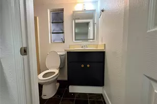 306 N Iona Ave, Fruitland Park, FL 34731 - Photo 16