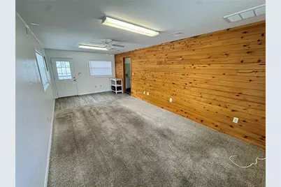 306 N Iona Avenue, Fruitland Park, FL 34731 - Photo 6