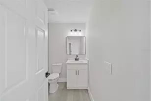 843 Bolivar St, Lady Lake, FL 32159 - Photo 26