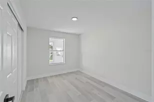 843 Bolivar St, Lady Lake, FL 32159 - Photo 24