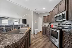 9925 Scepter Ave, Brooksville, FL 34613 - Photo 4