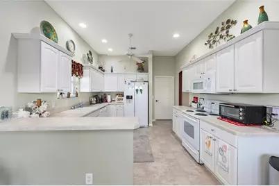 624 Fayette Court, The Villages, FL 32162 - Photo 34