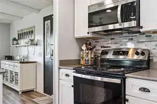 3449 N Citrus Cir, Zellwood, FL 32798 - Photo 14