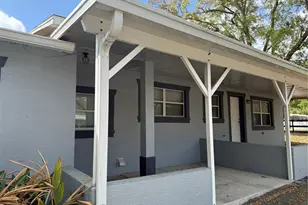 824 S Lone Oak Dr, Leesburg, FL 34748 - Photo 2