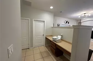 2721 Athens Dr, Leesburg, FL 34748 - Photo 8