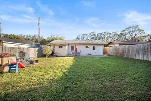 5535 Bertsville Rd, Lady Lake, FL 32159 - Photo 26