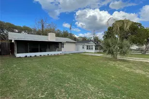 5535 Bertsville Rd, Lady Lake, FL 32159 - Photo 2