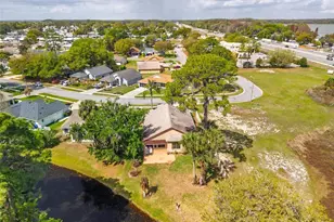 1010 Vindale Rd, Tavares, FL 32778 - Photo 56