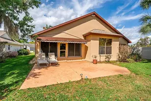 1010 Vindale Rd, Tavares, FL 32778 - Photo 46