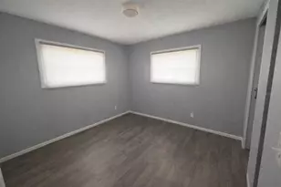 1023 Capella Dr, Tavares, FL 32778 - Photo 12