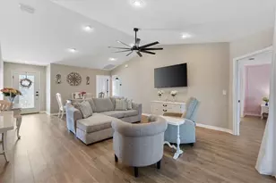 7427 Munday Ln, The Villages, FL 34762 - Photo 8