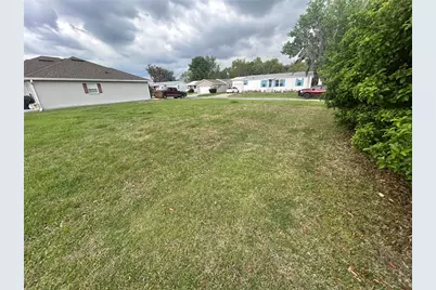 5198 Oxford Court, Wildwood, FL 34785 - Photo 4