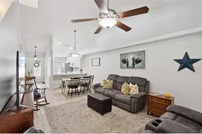 8856 Courtyard Lane, Groveland, FL 34736 - Photo 4