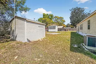 1923 Leesburg Blvd, Fruitland Park, FL 34731 - Photo 20