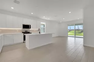 5461 NW Camberly Ct, Port Saint Lucie, FL 34987 - Photo 4