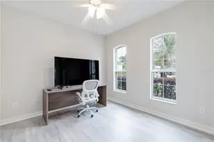 3804 Bayshore Cir, Tavares, FL 32778 - Photo 12