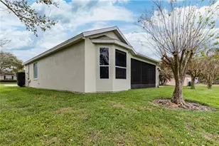 3804 Bayshore Cir, Tavares, FL 32778 - Photo 46