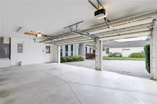 3804 Bayshore Cir, Tavares, FL 32778 - Photo 38