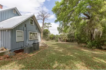 1905 Myrtle Lake Avenue, Fruitland Park, FL 34731 - Photo 12