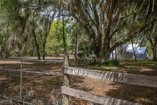1905 Myrtle Lake Ave, Fruitland Park, FL 34731 - Photo 16