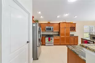 2977 Stepping Stone Path, The Villages, FL 32163 - Photo 14