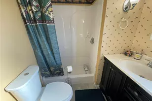 1079 NW 7th Blvd, Lake Panasoffkee, FL 33538 - Photo 12