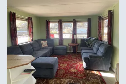 1079 NW 7th Boulevard, Lake Panasoffkee, FL 33538 - Photo 6