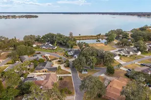 925 Beverly Harbors Dr, Leesburg, FL 34748 - Photo 36