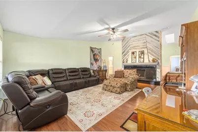 925 Beverly Harbors Drive, Leesburg, FL 34748 - Photo 12
