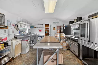 26921 Bloomfield Avenue, Yalaha, FL 34797 - Photo 16