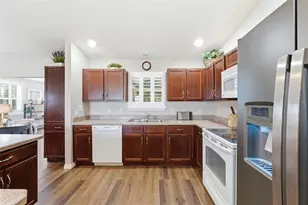 2482 Ansley Path, The Villages, FL 32162 - Photo 6