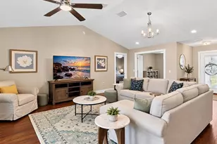 206 Shannon Ln, Lady Lake, FL 32159 - Photo 4