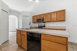 1500 Daybreak Dr, Fruitland Park, FL 34731 - Photo 10