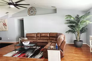 191 Mandolin Dr, Winter Haven, FL 33884 - Photo 4