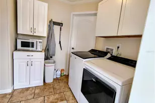 1912 Cr 439C, Lake Panasoffkee, FL 33538 - Photo 32