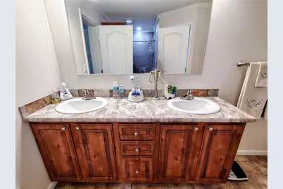 1912 Cr 439C, Lake Panasoffkee, FL 33538 - Photo 26