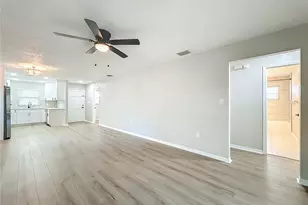 30848 Deal Dr, Sorrento, FL 32776 - Photo 4