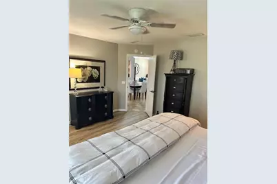17353 SE 76th Flintlock Terrace, The Villages, FL 32162 - Photo 16