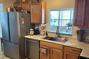 17353 SE 76th Flintlock Terrace, The Villages, FL 32162 - Photo 10