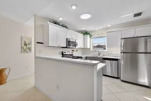 2677 English Ivy Cir, The Villages, FL 32162 - Photo 8