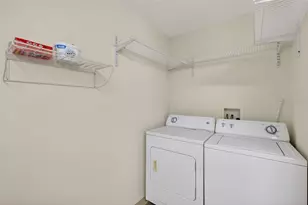 2677 English Ivy Cir, The Villages, FL 32162 - Photo 30