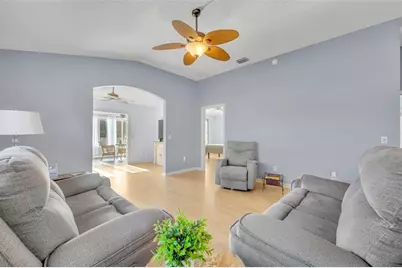 16867 SE 80th Ashgrove Terrace, The Villages, FL 32162 - Photo 18