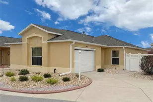 884 Radclife Berea Pl, The Villages, FL 32162 - Photo 2