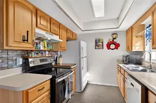 467 Constitution Dr, Orlando, FL 32809 - Photo 14