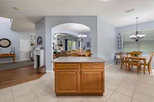 1195 Brentwood Dr, Clermont, FL 34711 - Photo 10