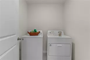 8661 Triumph Cir, Wildwood, FL 34785 - Photo 32