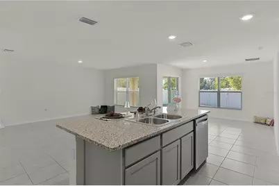 8661 Triumph Circle, Wildwood, FL 34785 - Photo 12
